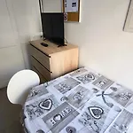 Апартаменти Znjan Beachfront Спліт