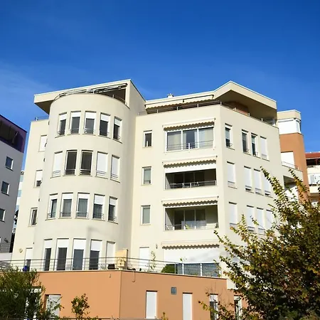 Marriot Apartment