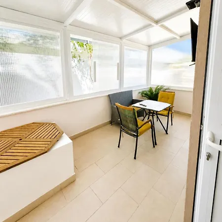 Znjan Beachfront Apartments Split Split