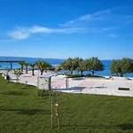 Apartment Znjan Beachfront Apartments Split *