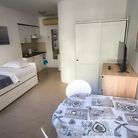 Marriot Apartment *